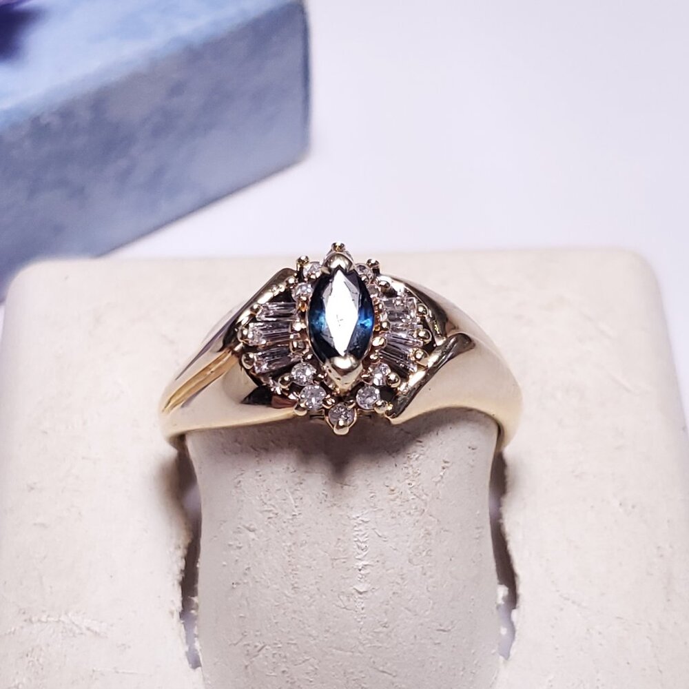 Estate .60ctw Natural Marguise Blue Sapphire & Diamond V sides 14Kt YG Ring22829